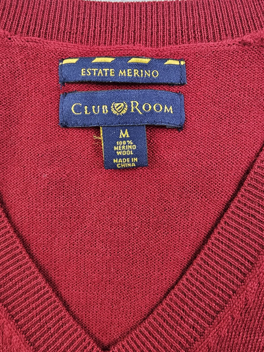 Club Room Sweater Vest 100% Estate Merino Wool Men's Medium Red‎ Soft Luxury